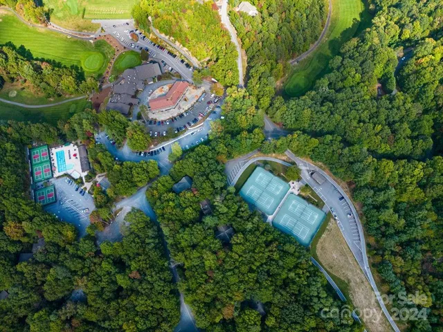 Connestee Falls Community Amenities
