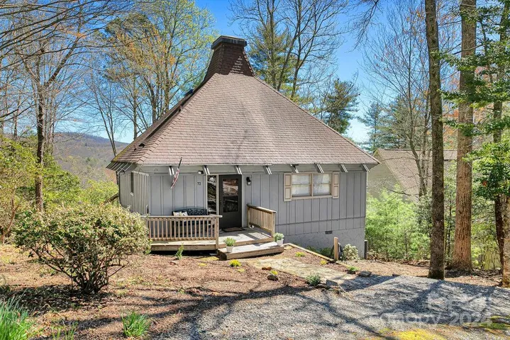 72 Uloque Court, Brevard, NC 28712