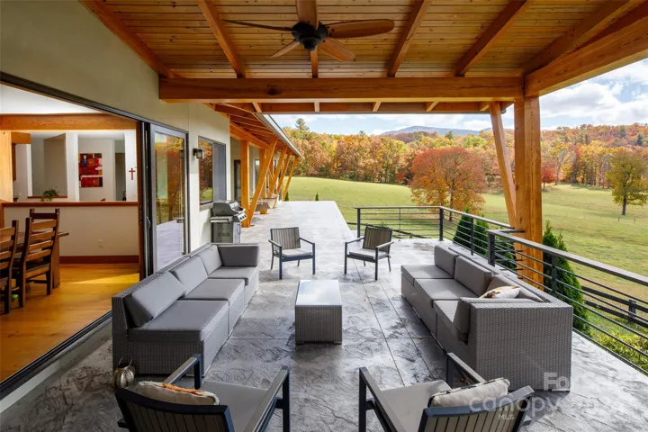 Outdoor/ Indoor living blend seamlessly
