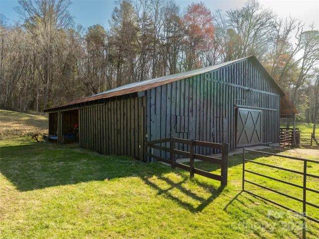Barn and Utility garage
