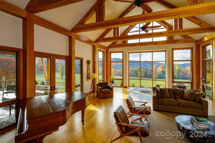 Access to outdoor living