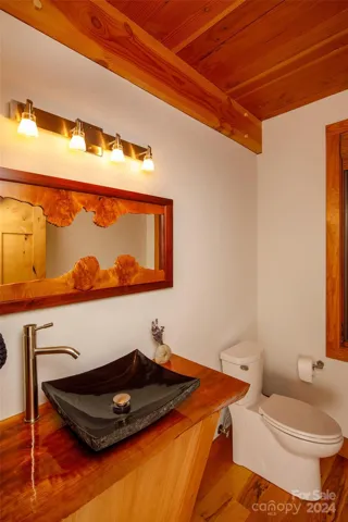 Architectural details throughout the home