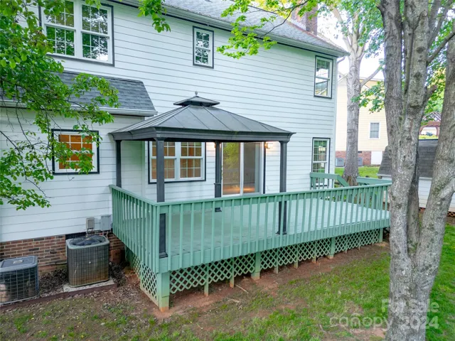 Nice deck!
