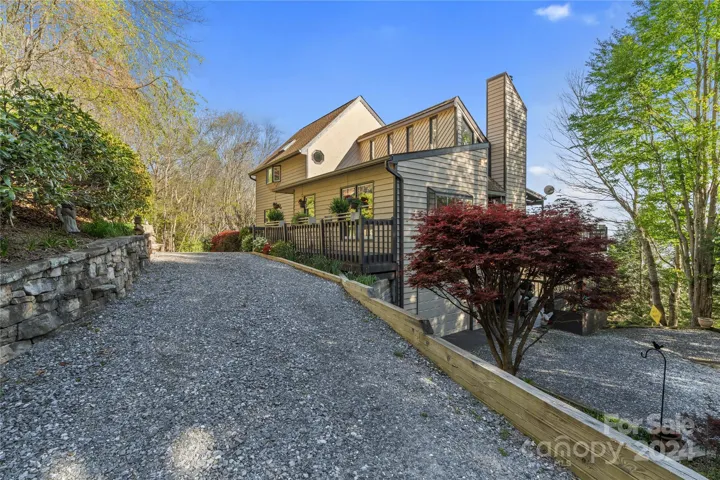 Main Level Driveway