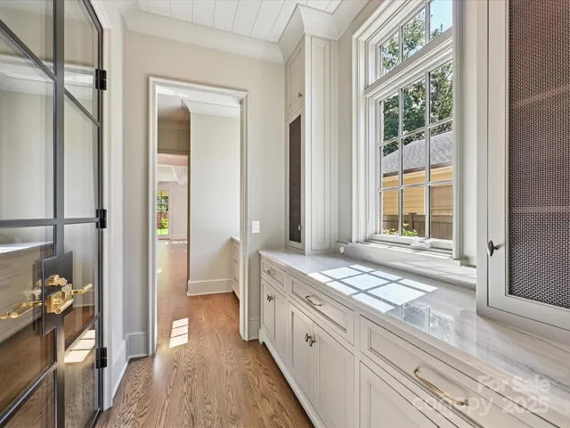 Butler's Pantry