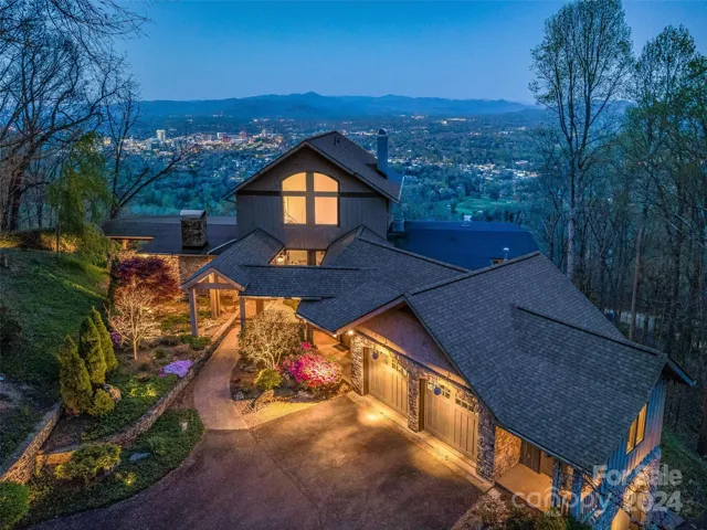 Welcome to Stunning 175 Bent Tree Road, where the views and the big sky are never-ending!