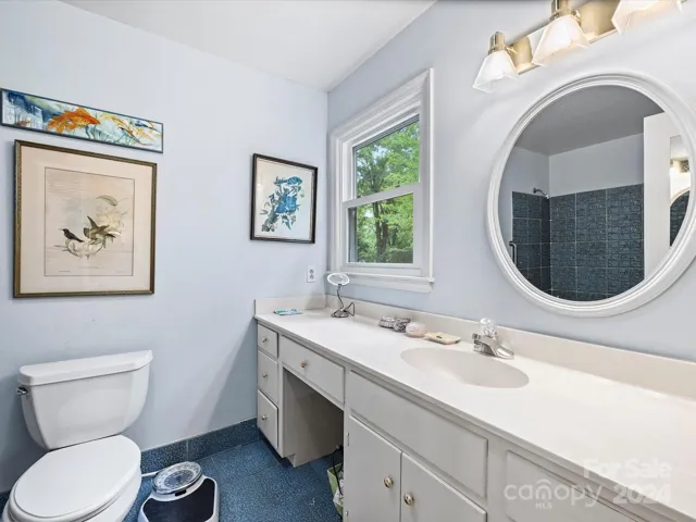 Full Bath