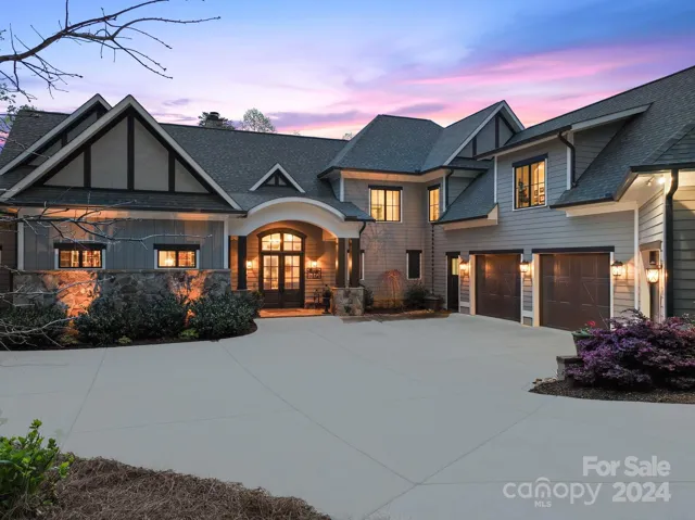 Motorcourt/Front at Twilight