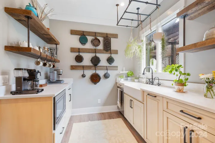 Complete Dirty Kitchen/Scullery