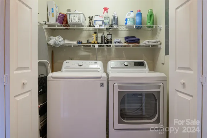 Laundry on Main