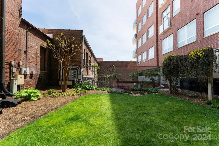 Private Fenced Garden Area for Residents and their Pets.