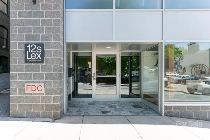 Lexington Ave Front Entry