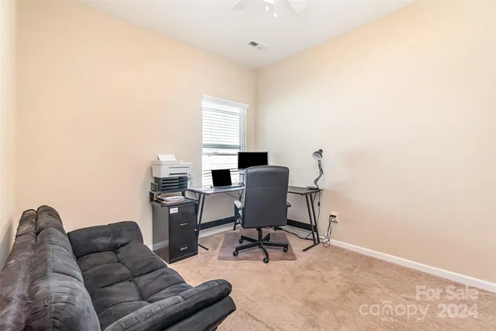 3rd bedroom on the main