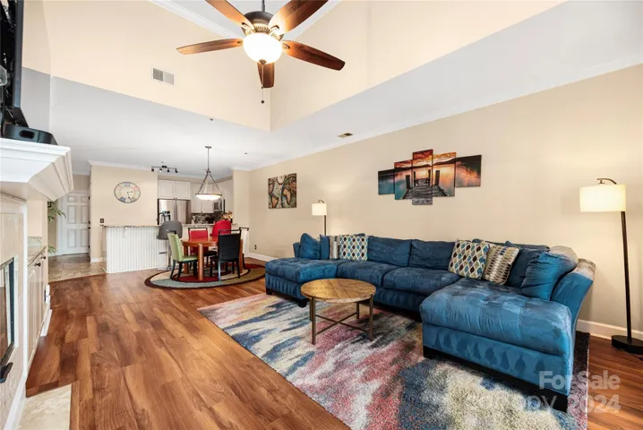 Open concept living & dinig area