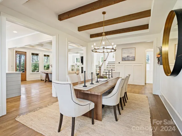 Oversized dining room with open concept to living / kitchen area