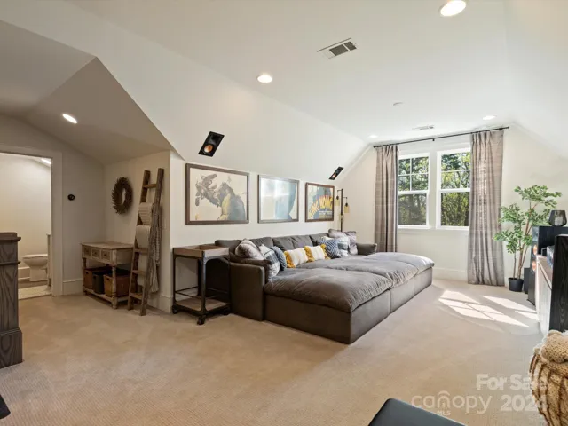 3rd floor bonus / media room
