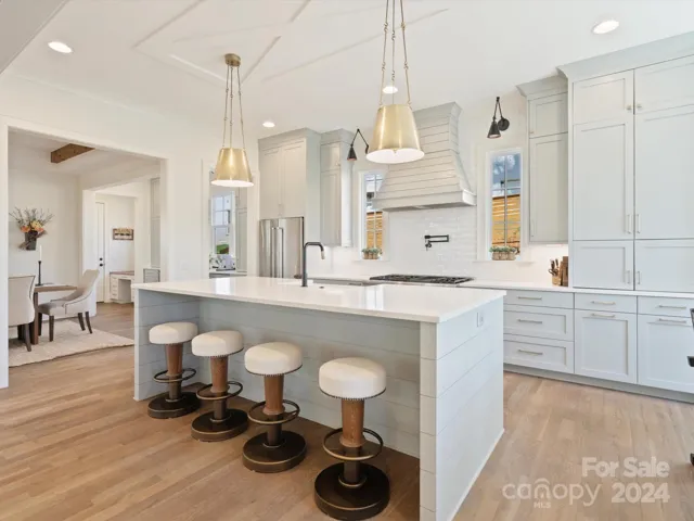 Open concept Kitchen