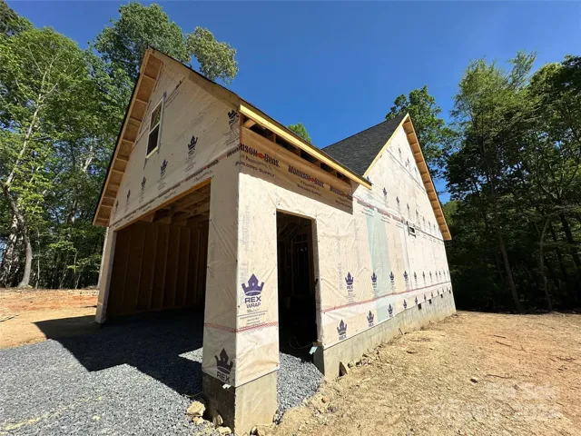 Right side elevation view of Your New Home
