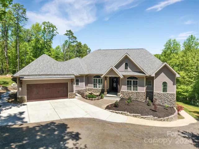ranch w/ walkout basement