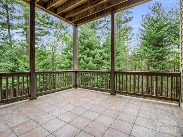 Deck with tile on lower level