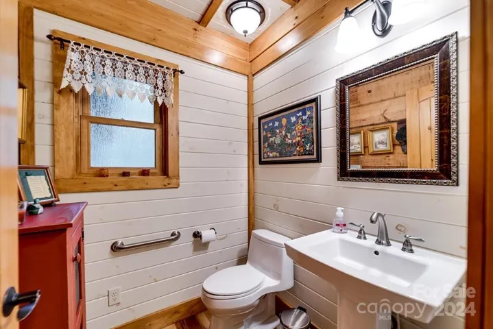 Powder Room