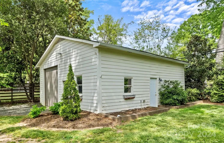 Detached Oversized Garage
