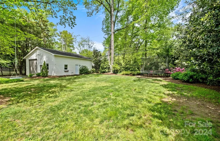 Detached Oversized Garage