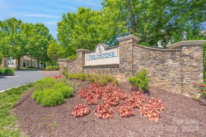 Entrance Sign for Fieldstone Subdivision