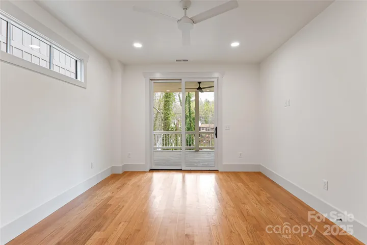 Lower guest bedroom 2