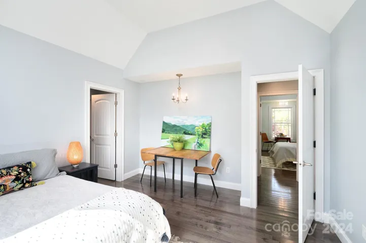 Upper level spacious bonus room with walk-in closets