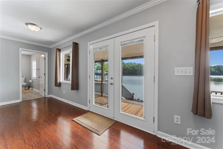 Primary suite