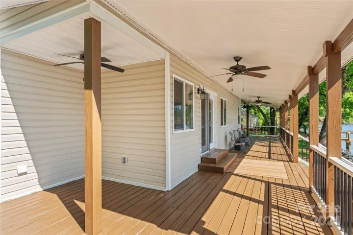 Covered back deck
