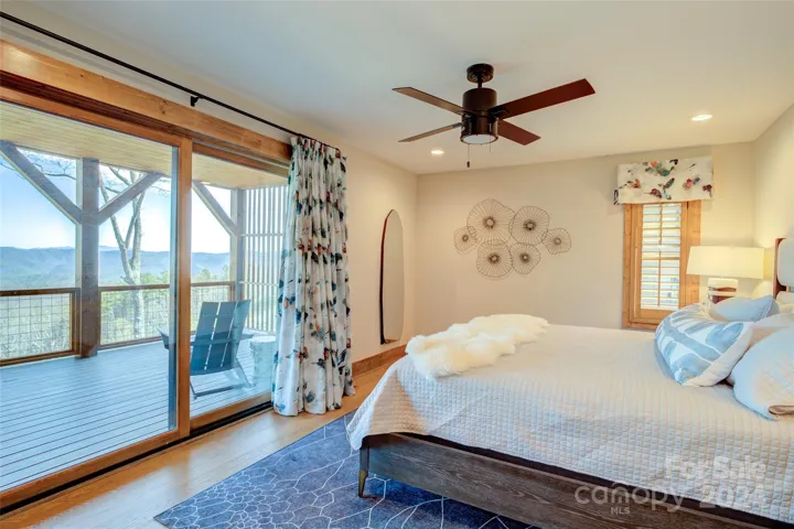 2nd/entry level ensuite bedroom with--you guessed it--VIEWS!