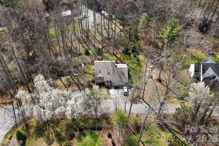 Beautiful setting in quiet neighborhood