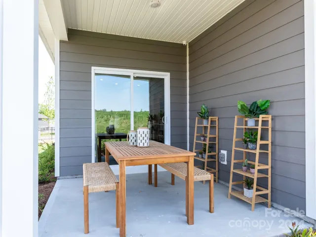 Photo is not of the actual home, but is an inspirational photo of builder’s model home and may depict options, furnishings, and/or decorator features that are not included