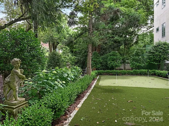 Putting Greens and Gardens