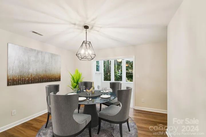 Dining room furnished