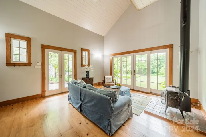 Guest Cottage Living Area