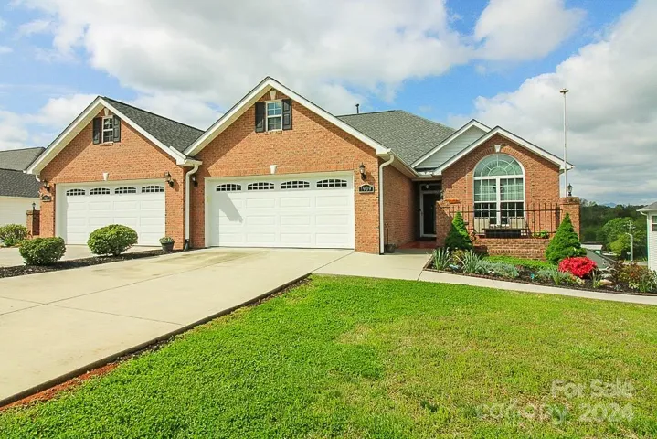 Note the long driveway