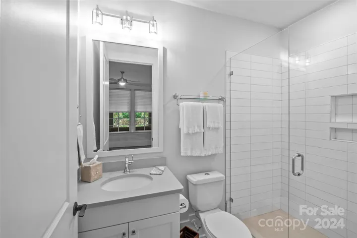 Ensuite bath