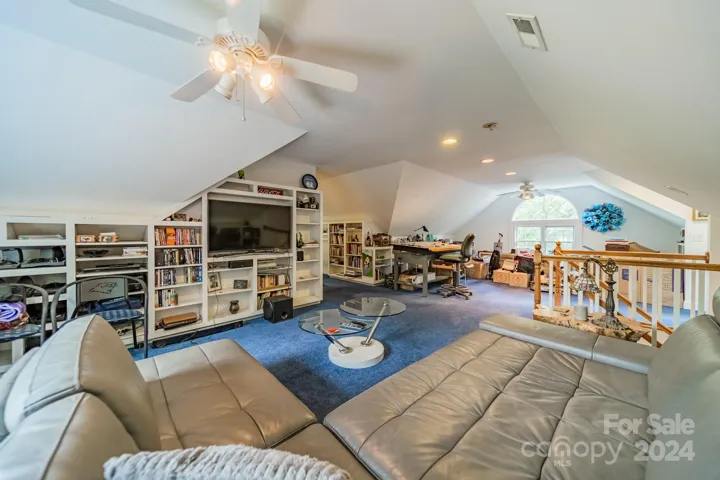 Third floor living area