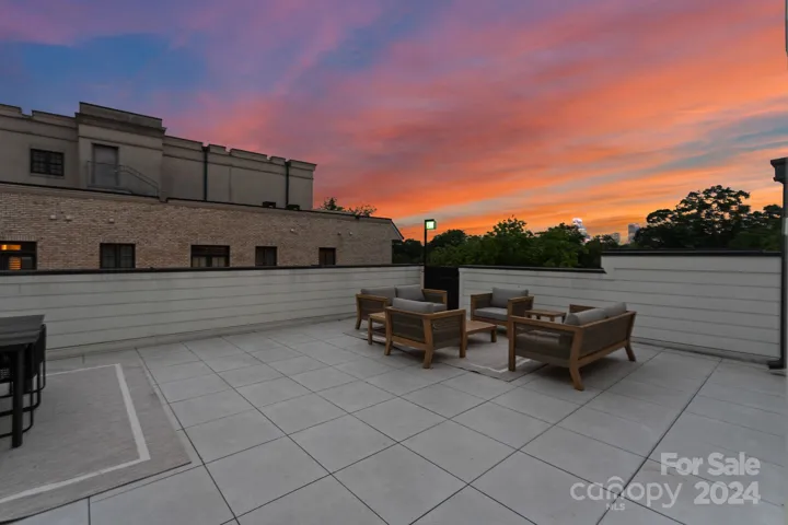 Roof top terrace