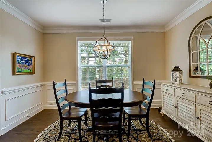 The dining room is perfect for elegant dinner parties or casual gatherings