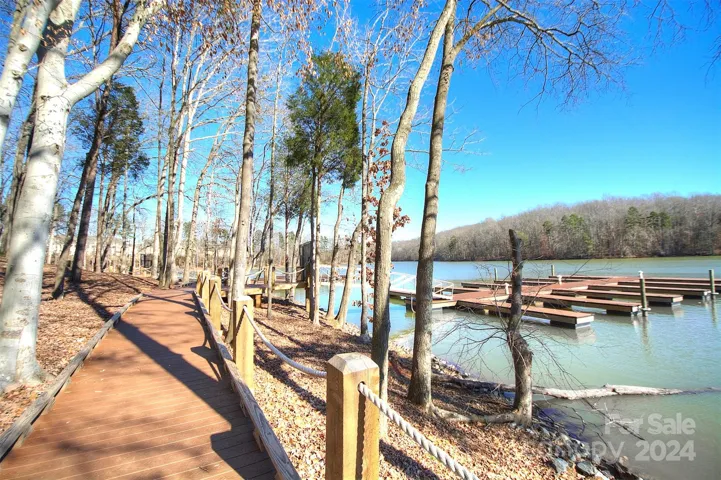 Community boat slips