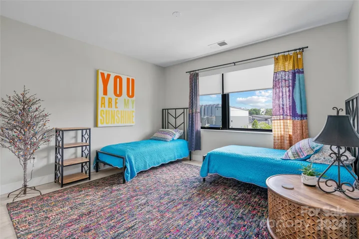 Guest bedroom