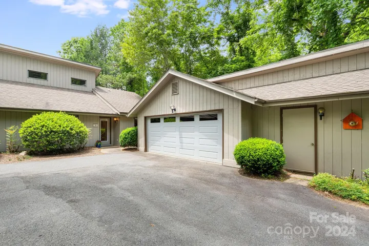 End Unit with 2 car garage
