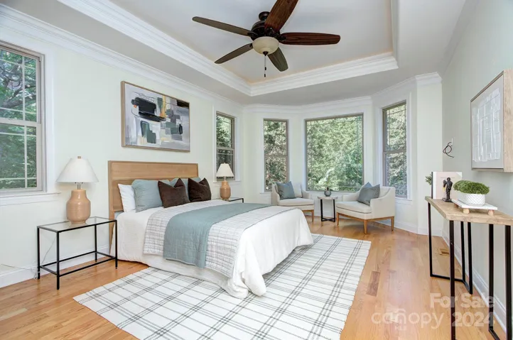 PRIMARY BEDROOM WITH ENSUITE BA
