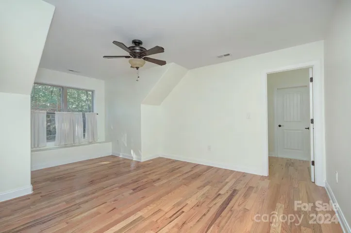 3RD BEDROOM (2ND FLOOR)