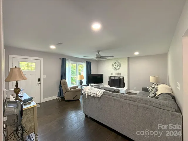Main floor living room.
