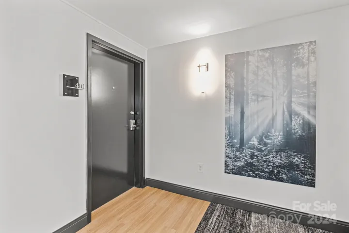 Welcoming main entry